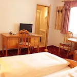 Hotel Zwota 3*