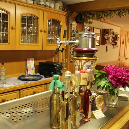 Zwota Отель Клингенталь