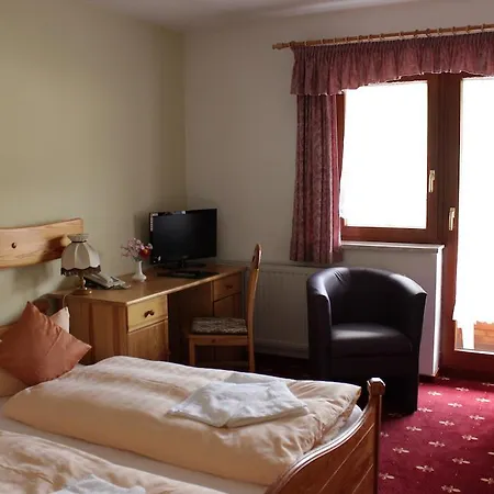 Отель Zwota Клингенталь